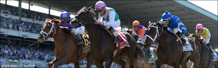 Horse run by the grandstand at Belmont Park